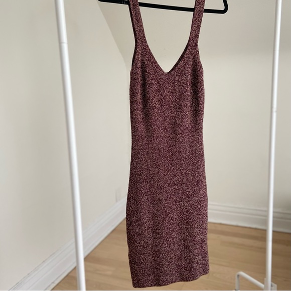 Wilfred Aritzia Marled Burgundy Red Sweater Dress in Burgundy size Medium - Picture 2 of 11